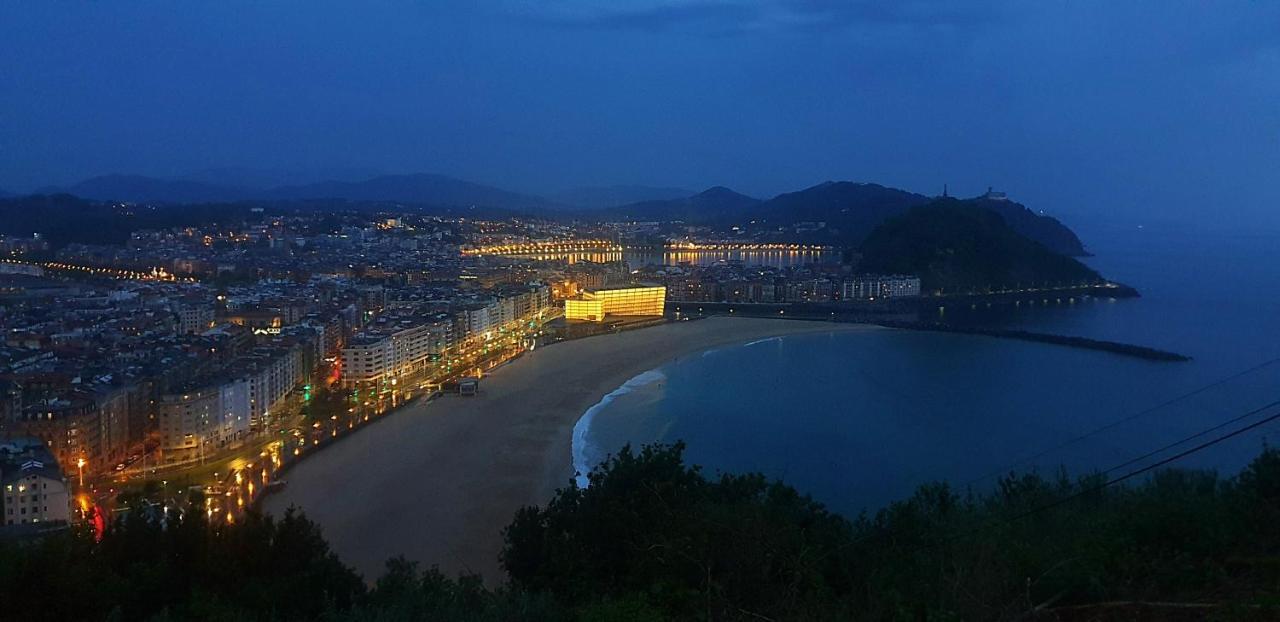 Pensión Nuevas Artes San Sebastián Exterior foto