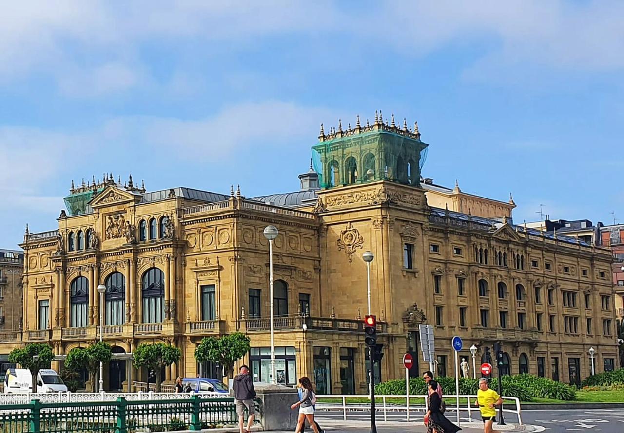 Pensión Nuevas Artes San Sebastián Exterior foto