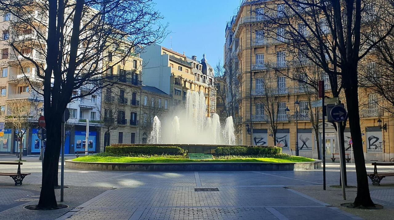 Pensión Nuevas Artes San Sebastián Exterior foto